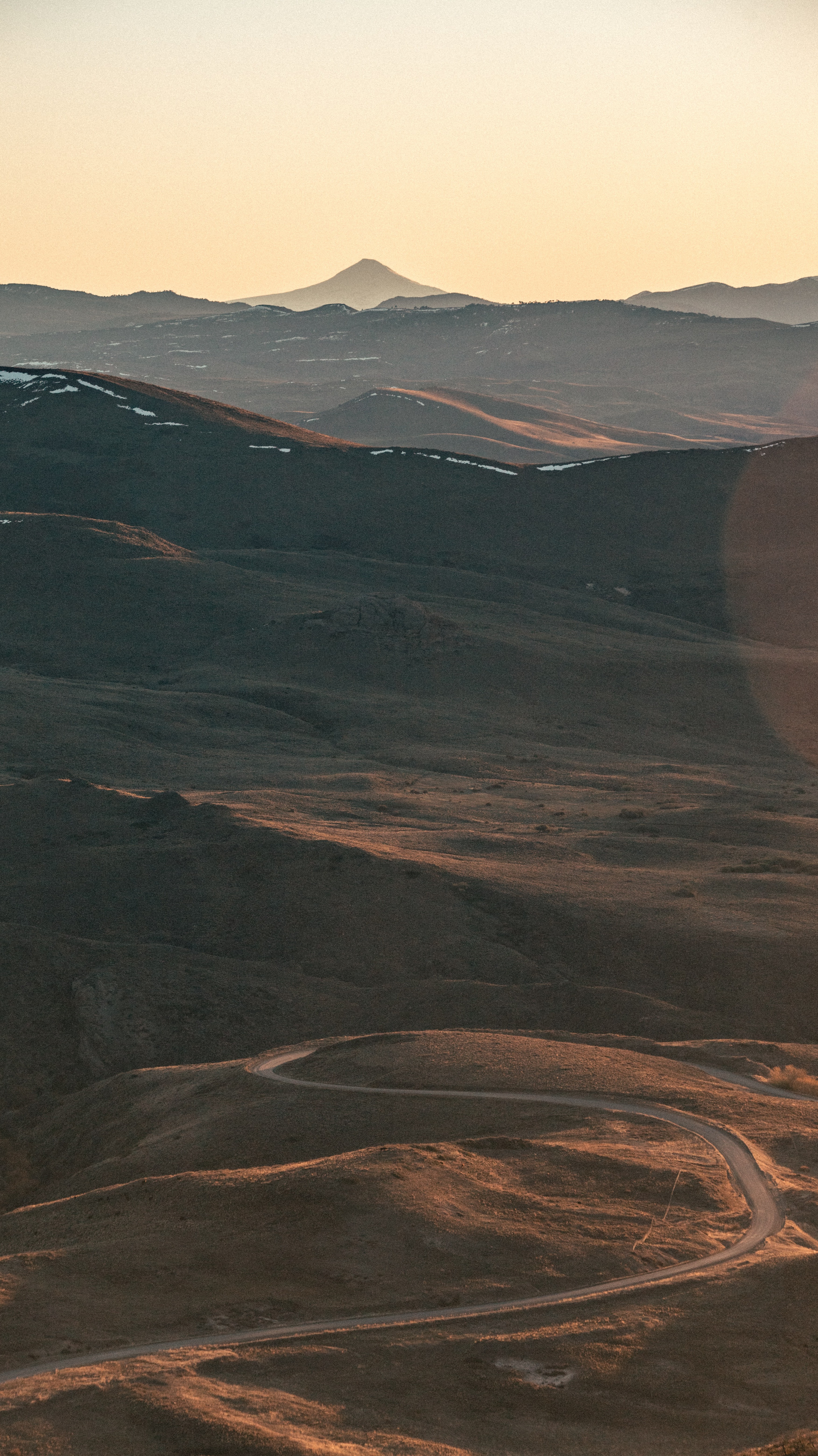 Mountain view road HD Iphone Android Wallpaper - by Rocky