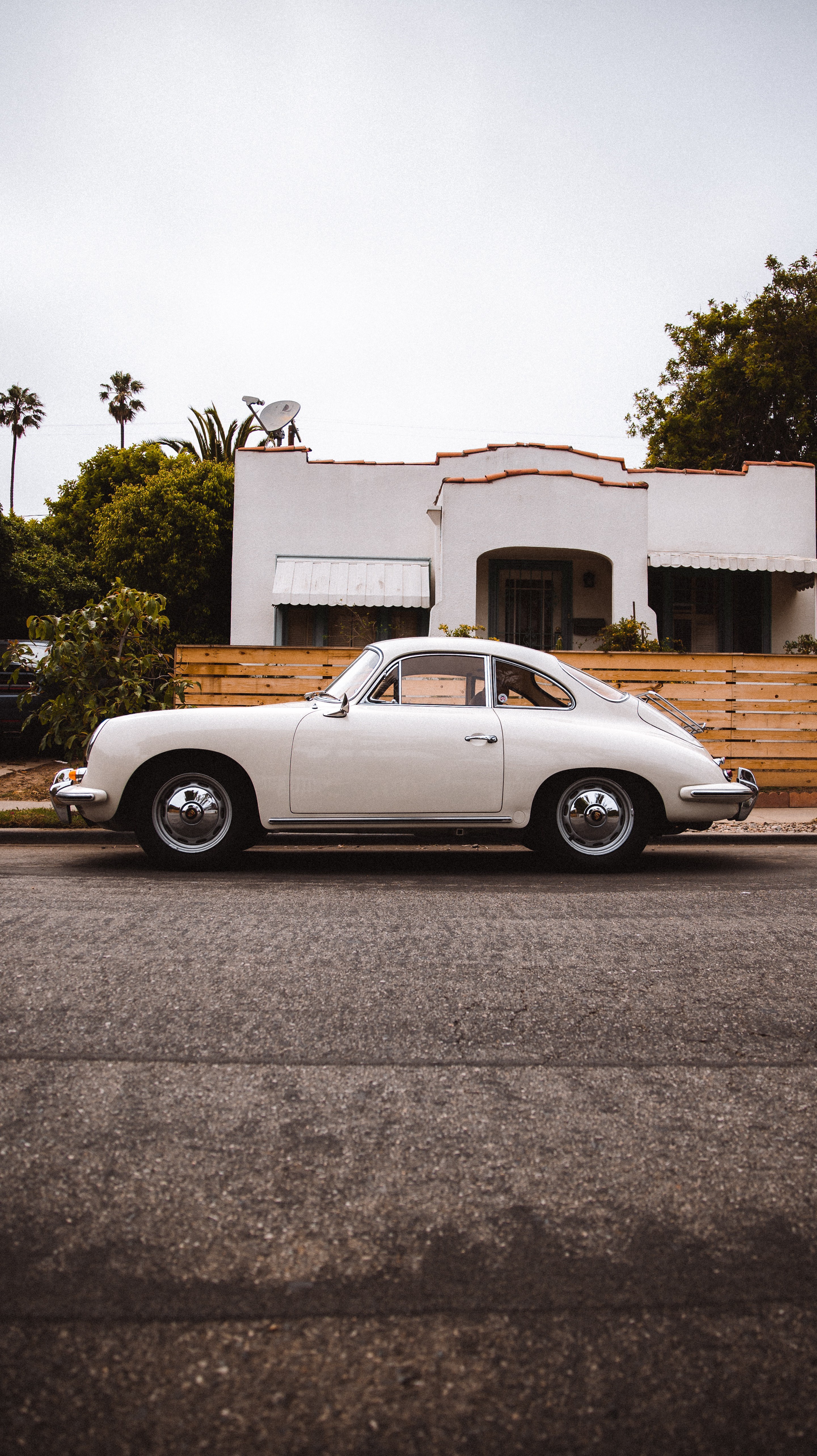 VINTAGE Girl Car HD Iphone Android Wallpaper - by Rocky