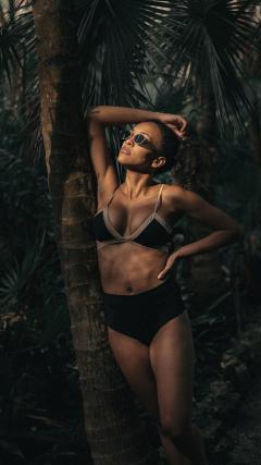 Beautiful Hot Model Girl HD Iphone Android Wallpaper