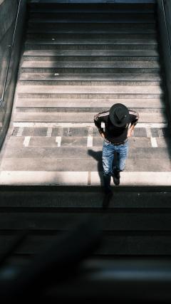 Beautiful man stairs down HD Iphone Android Wallpaper