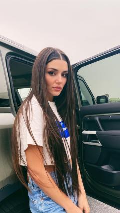 Hande Ercel Turkish Actress HD Iphone Android Wallpaper