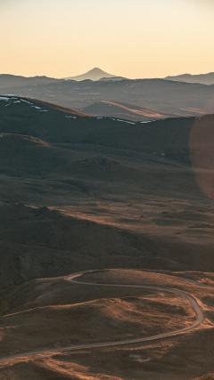 Mountain view road HD Iphone Android Wallpaper