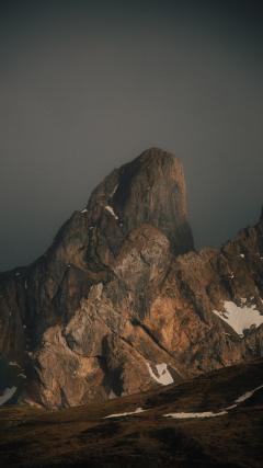 Rock Mountain HD Iphone Android Wallpaper